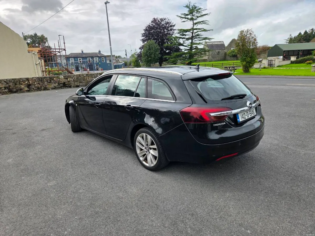 Estate Opel Insignia.Low km New nct 2014 - Image 4