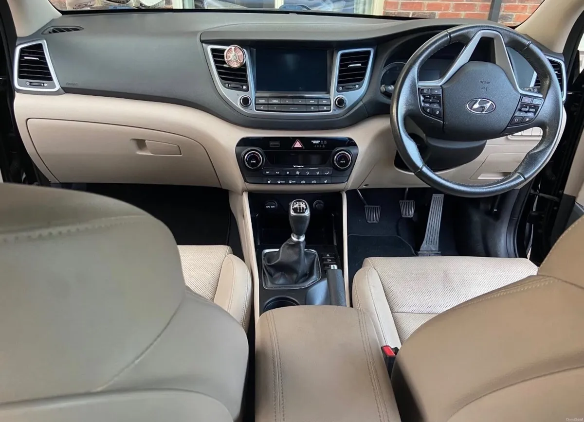 Hyundai Tucson 2017 - Image 2