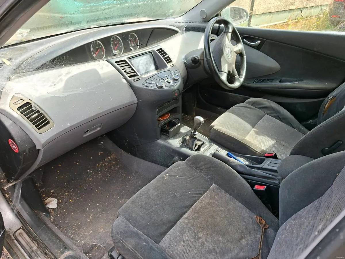 Nissan primera - Image 6