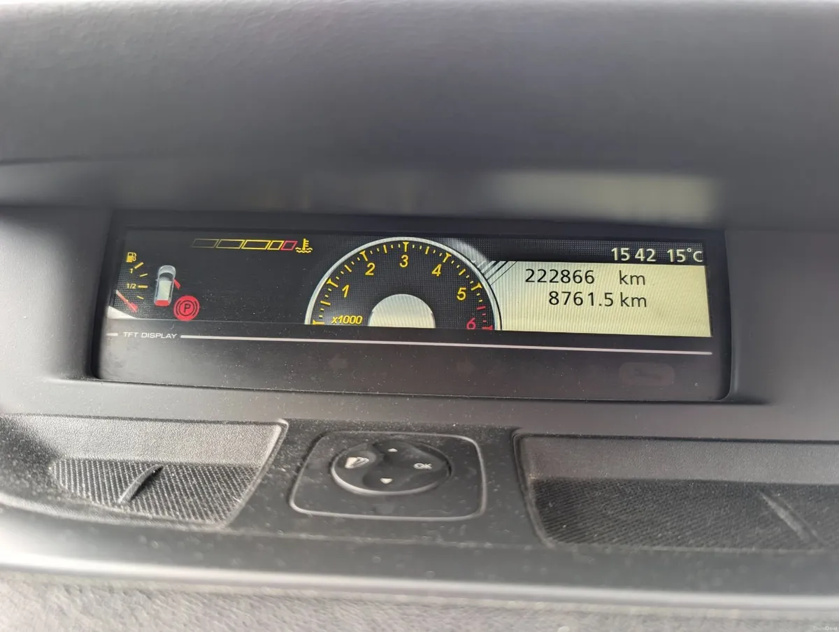 Renault Scenic 2011 - Image 2