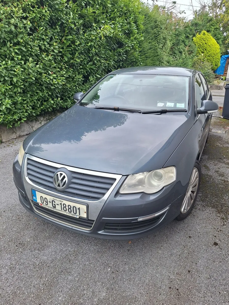 Volkswagen Passat 2009 - Image 4