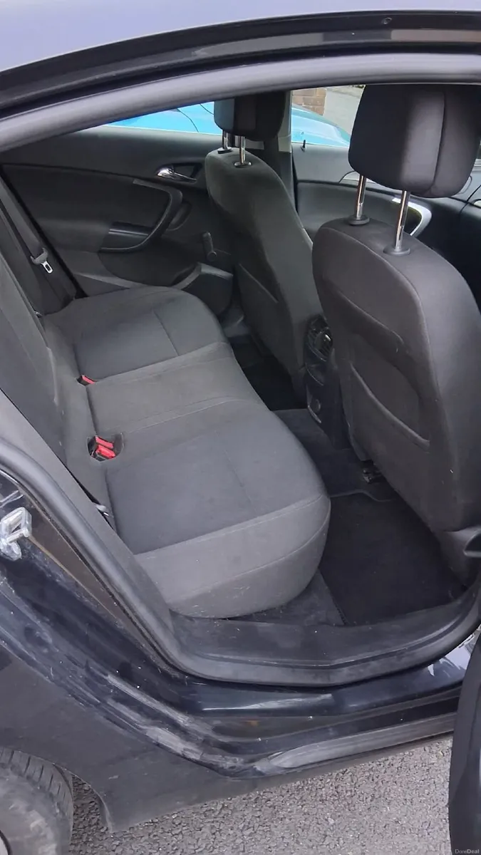 Vauxhall Insignia 2013 2.0 CDTi - Image 2