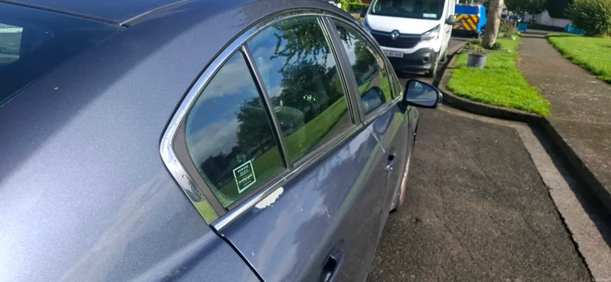 Toyota avensis diesel - Image 4