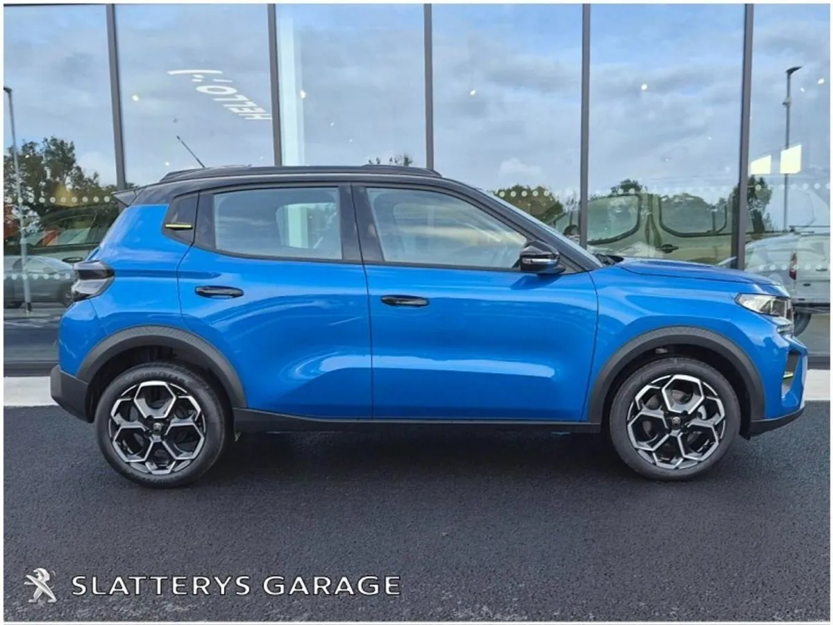 Citroen C3 *Plus* 1.2 Petrol Manual - Image 2