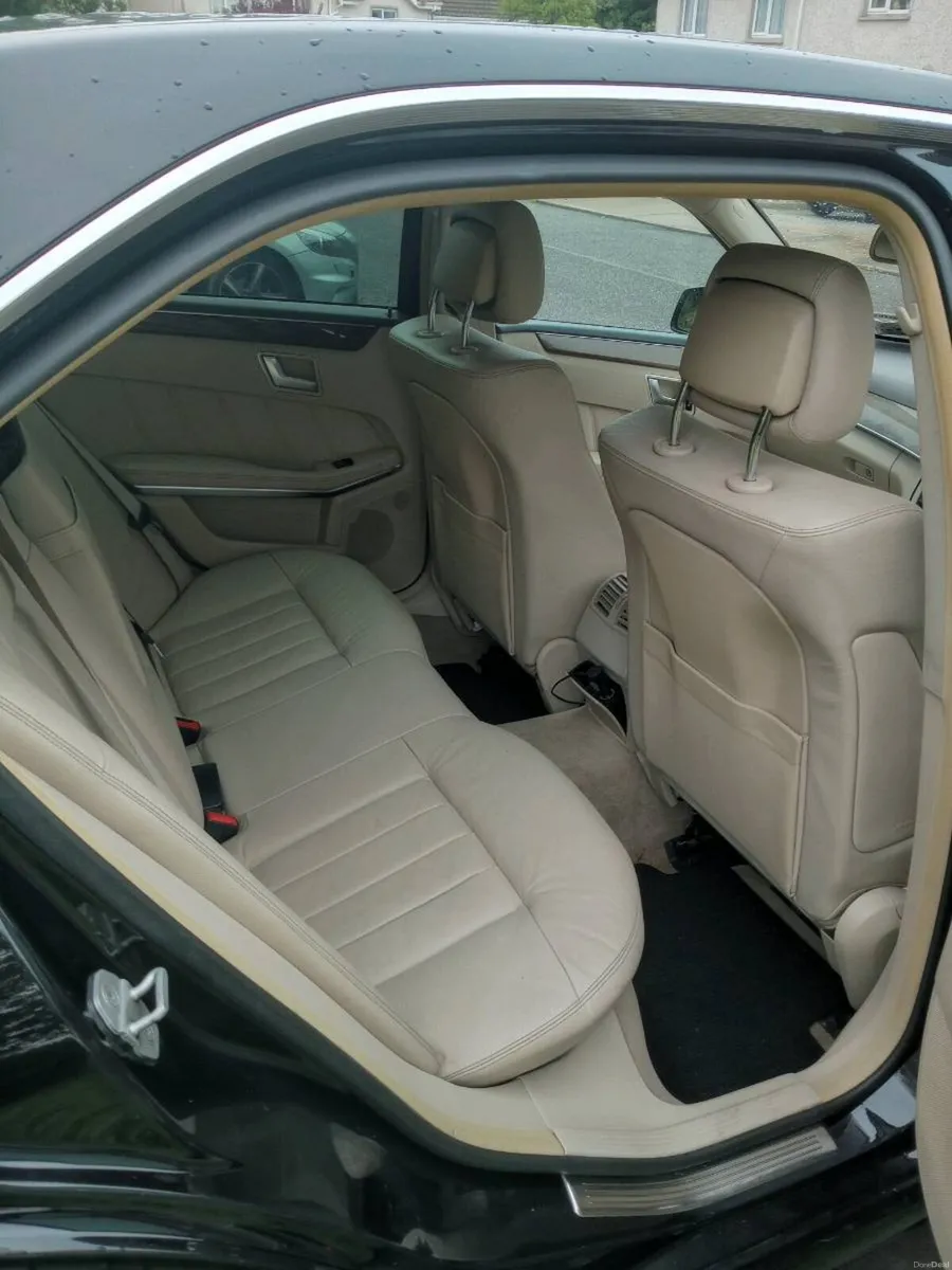 Car - Image 5