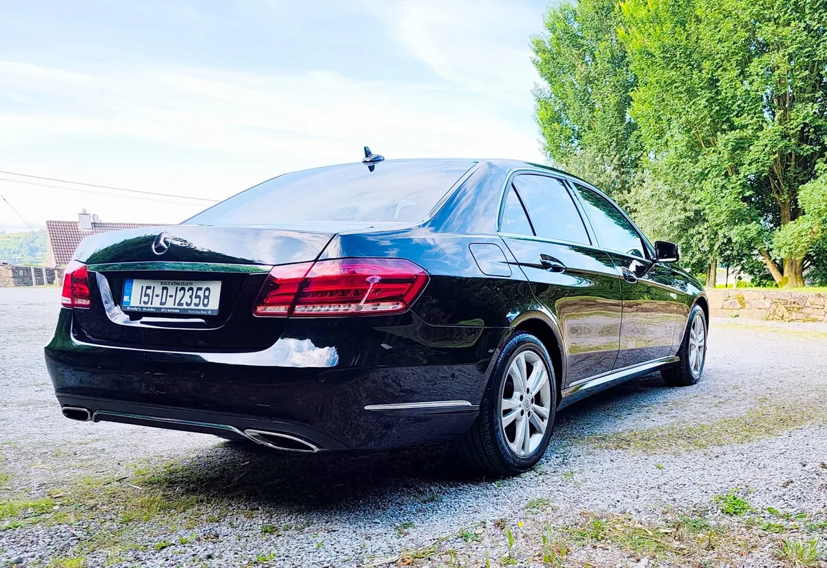Car - Image 2