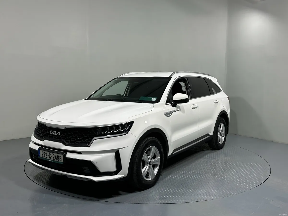 Kia Sorento K1 Commercial 222 (2022) - Image 3