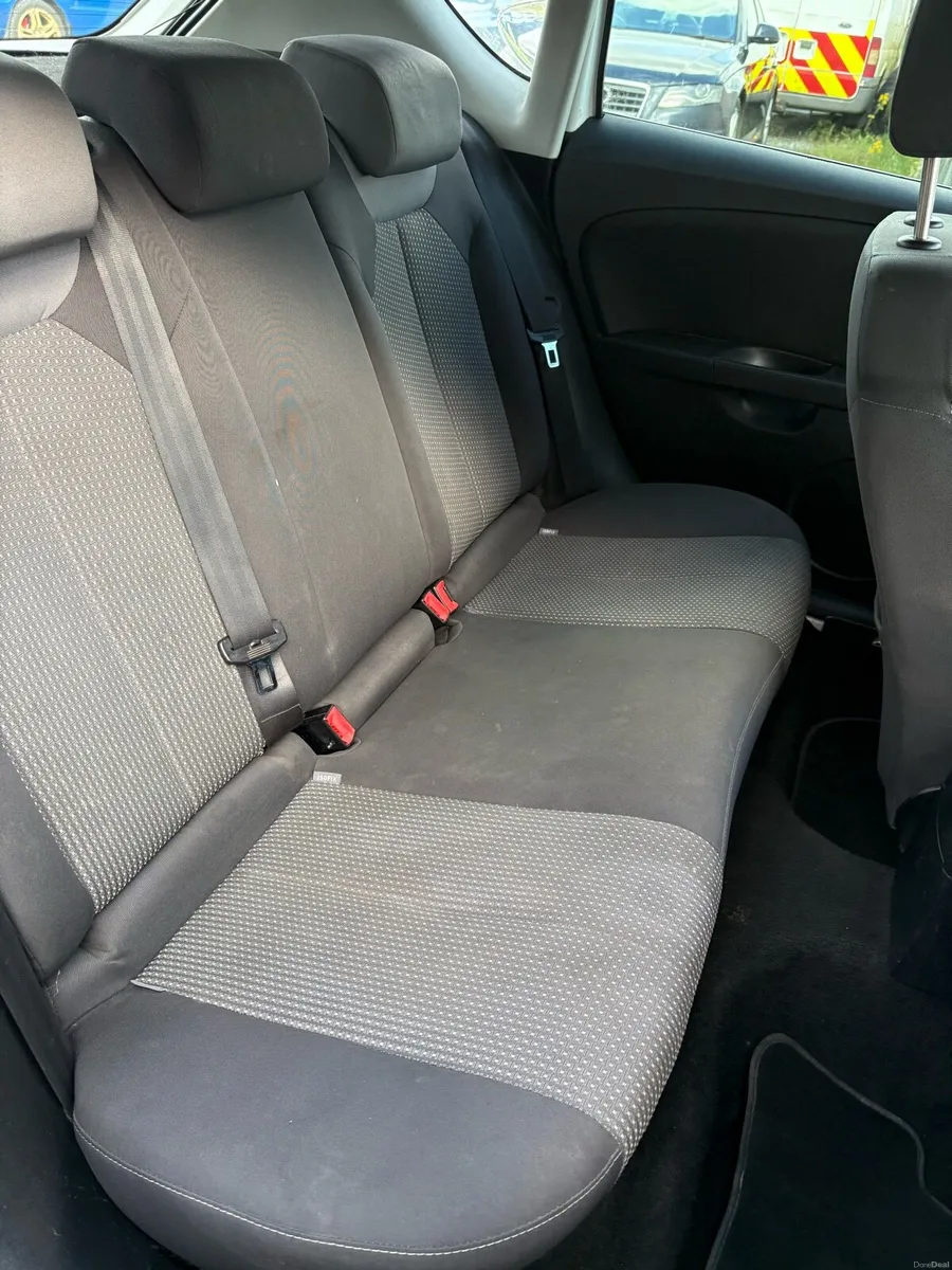 11 Seat Leon - Image 6