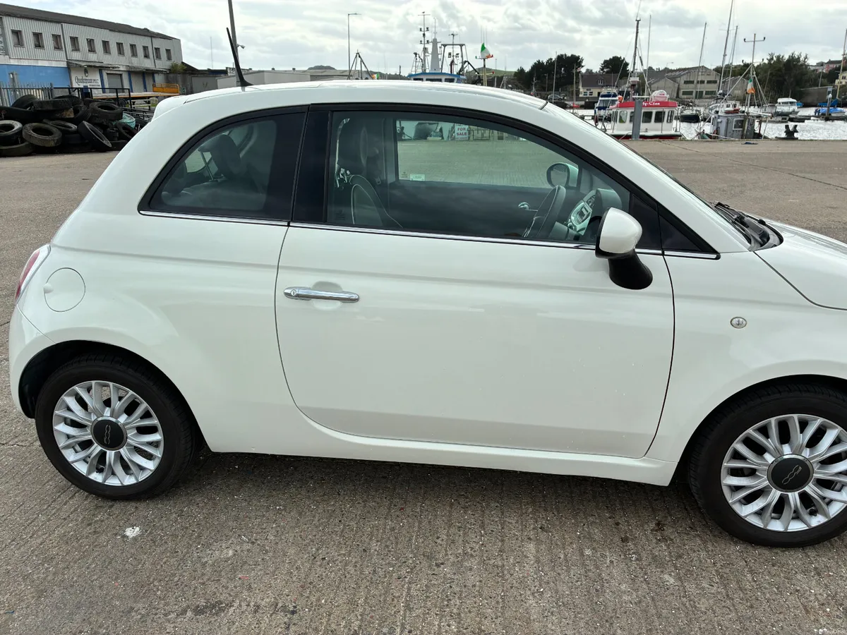 2014 FIAT 500 LOUNGE ONLY 70 THOUSAND MILES - Image 4