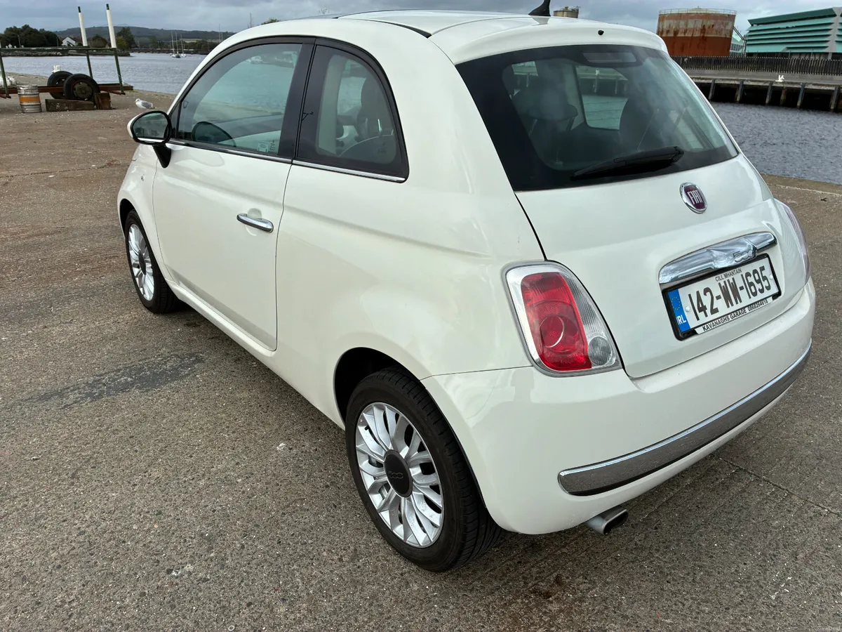2014 FIAT 500 LOUNGE ONLY 70 THOUSAND MILES - Image 5