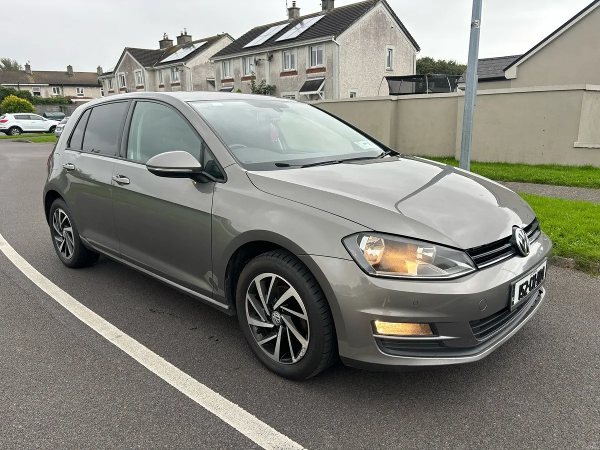 2015 (152) Volkswagen Golf - Image 3