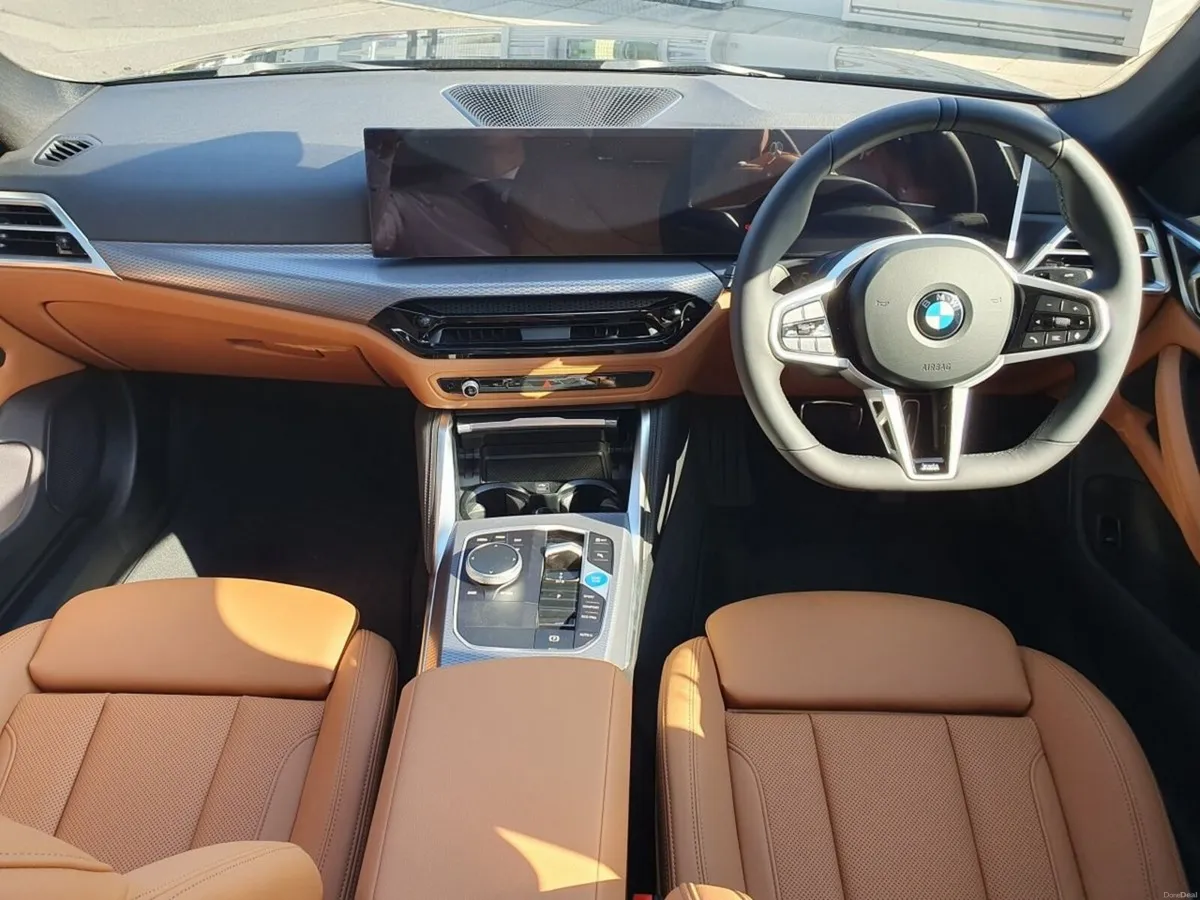 BMW i4 eDrive35 M Sport - Image 4