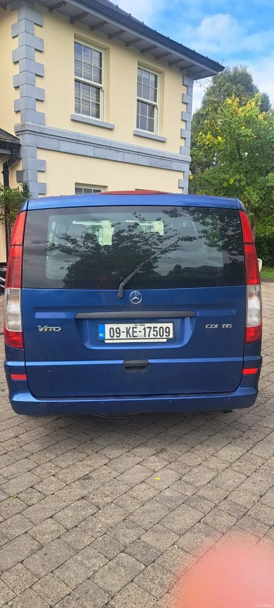 Mercedes-Benz V-Class 2009 - Image 1