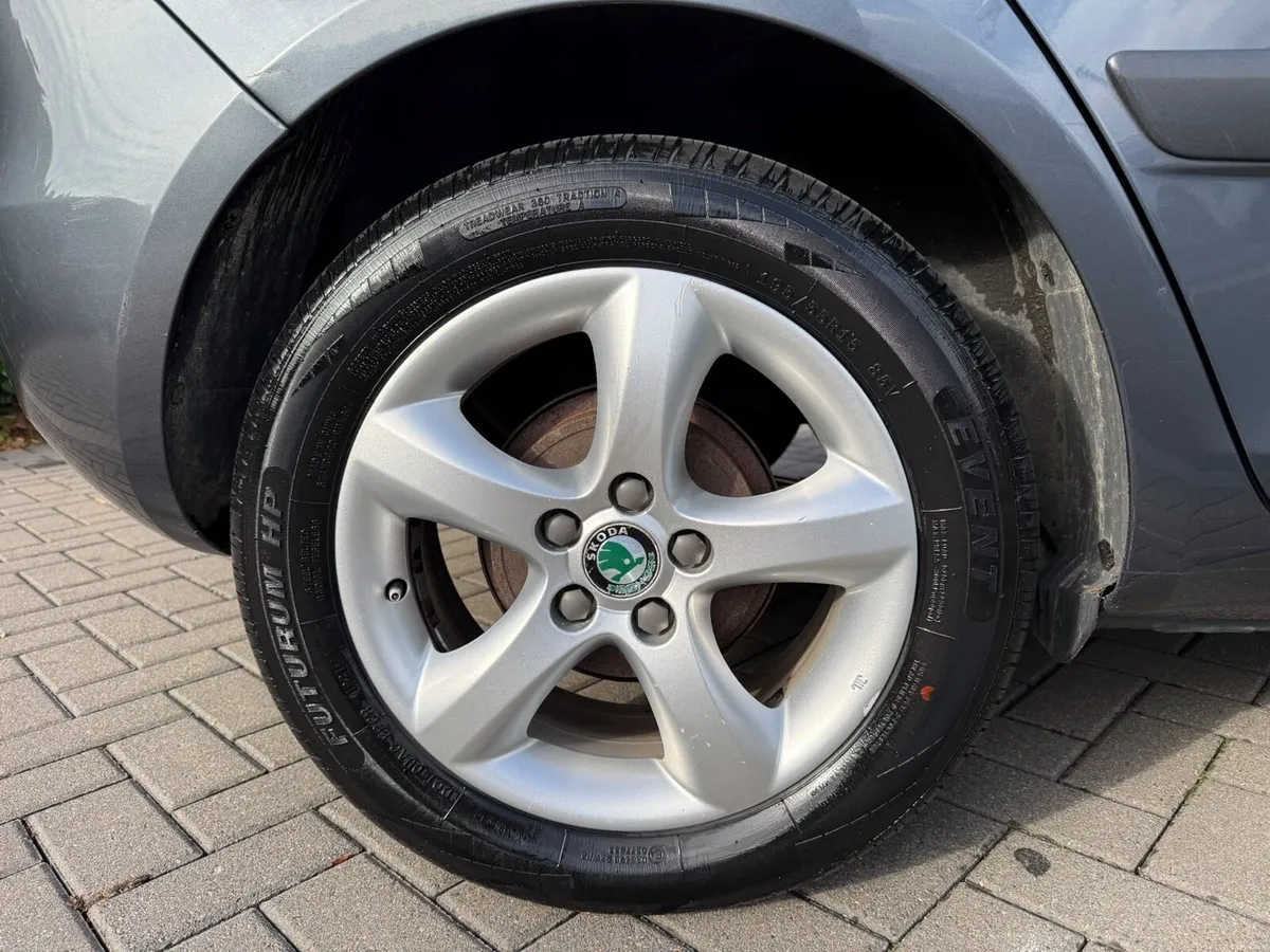 SKODA FABIA 1.2 PETROL MANUAL NCT 09/27 TAX 06/27 - Image 5