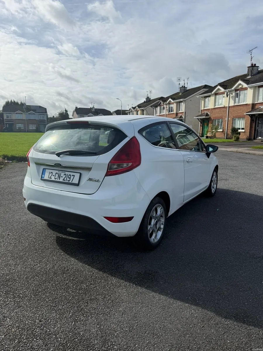 Ford Fiesta - Image 4