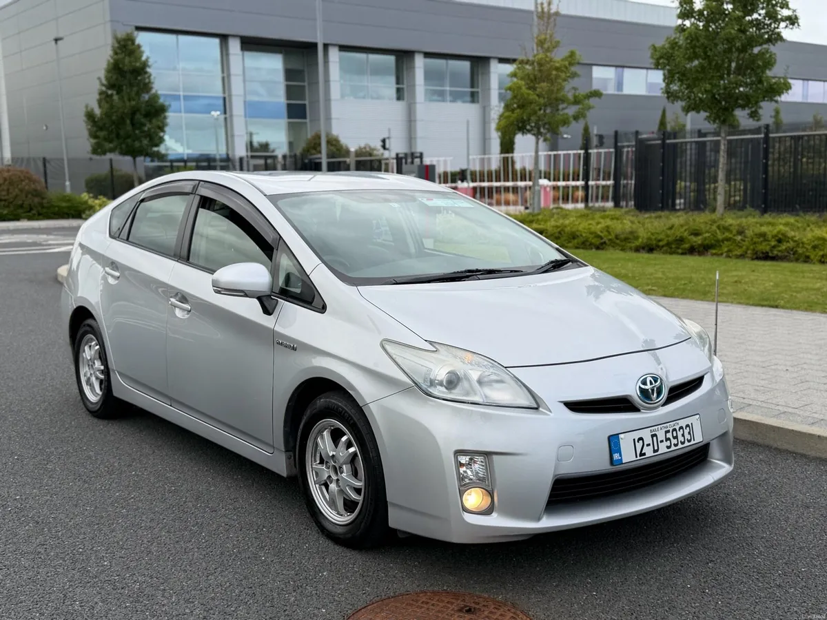 2012 automatic Toyota prius hybrid new nct 9/27 - Image 1