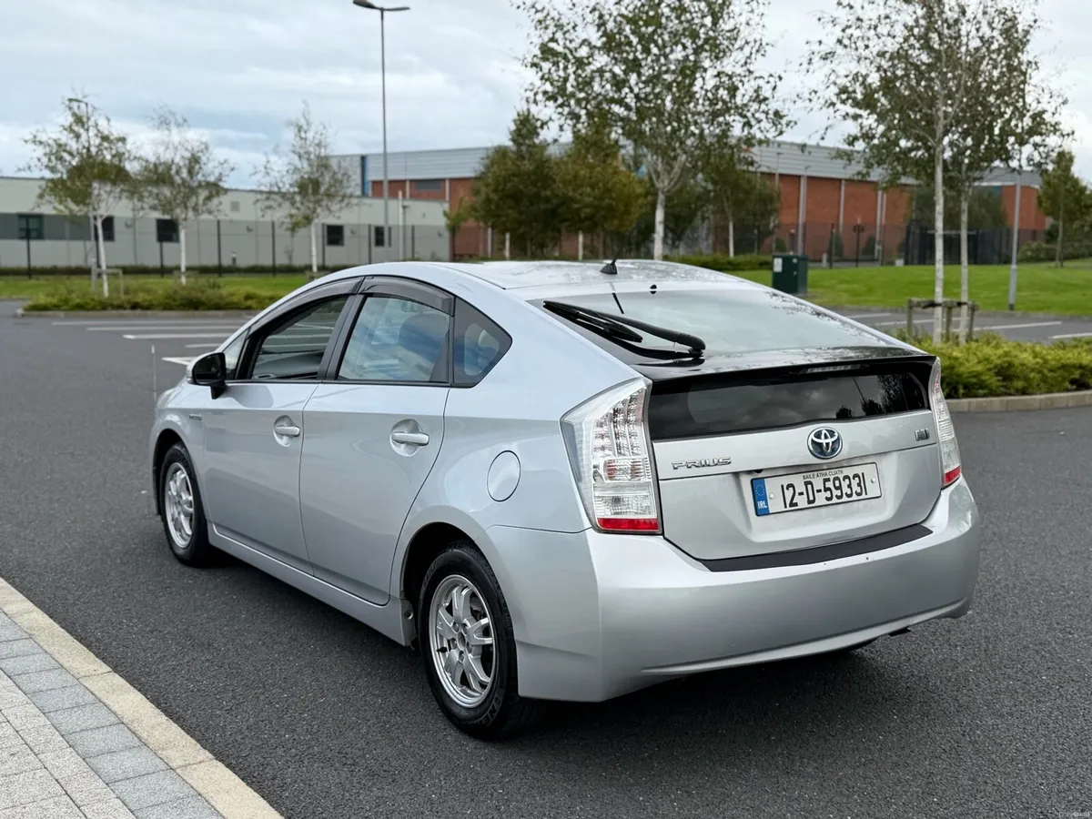 2012 automatic Toyota prius hybrid new nct 9/27 - Image 4