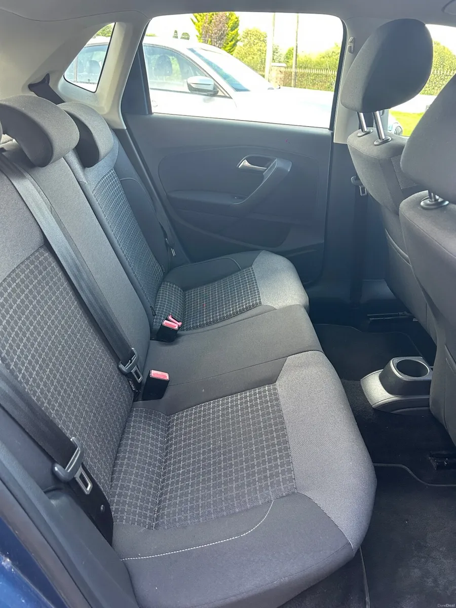 Volkswagen Polo 2015 - Image 5