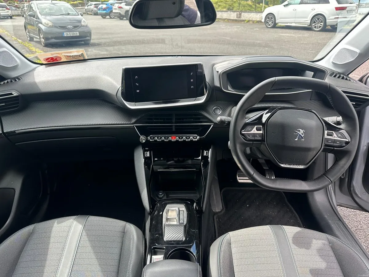 Peugeot e-208 Allure Pack 50kWh 136HP | 2023 - Image 6