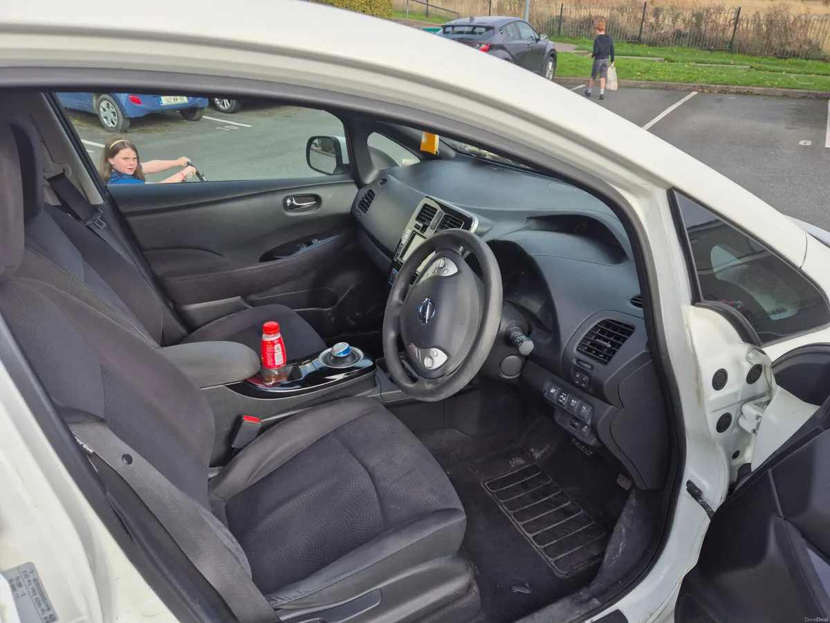Nissan Leaf Electric.Automatic.Nissan History - Image 4