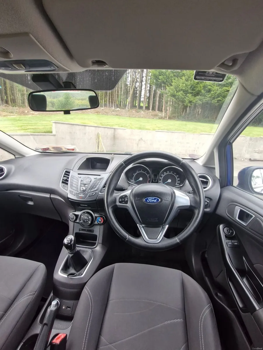 Ford Fiesta 2015, 1.2L, Petrol - Image 2