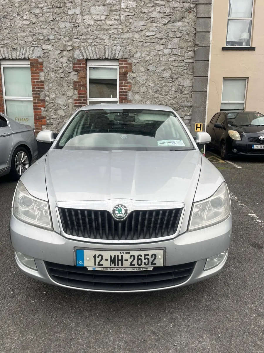 Car - Image 1