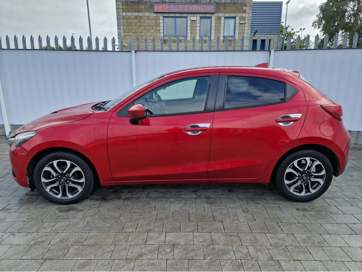 Mazda Mazda2 1.5 AUTO DIESEL - Image 6