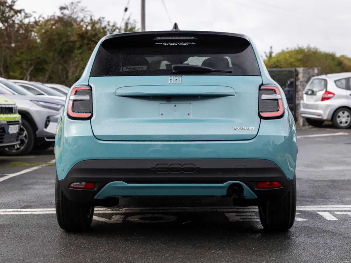 Fiat 600 HYBRID 1.2 100HP LA PRIMA - Image 5
