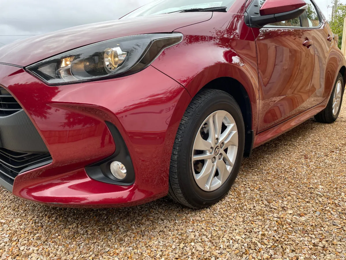 Toyota Yaris 1.0 LUNA 5 DOOR. - Image 6
