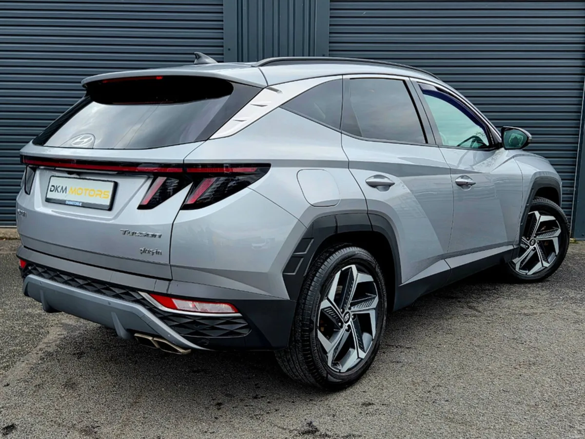 Hyundai Tucson EXECUTIVE PLUS PHEV - Image 4