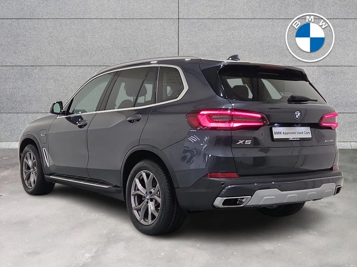 BMW X5 xDrive45e xLine - Image 2