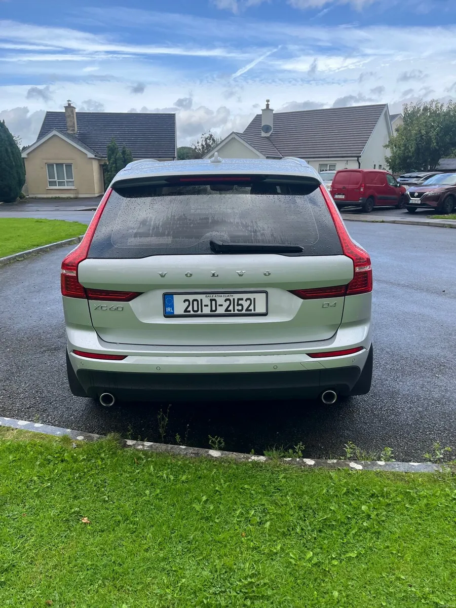 Volvo XC60 - Image 2