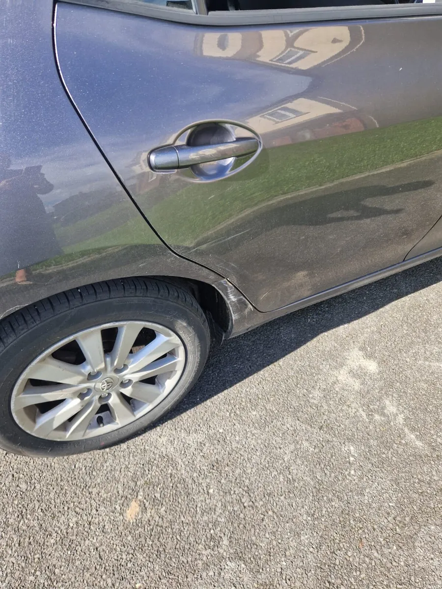 Car - Image 5