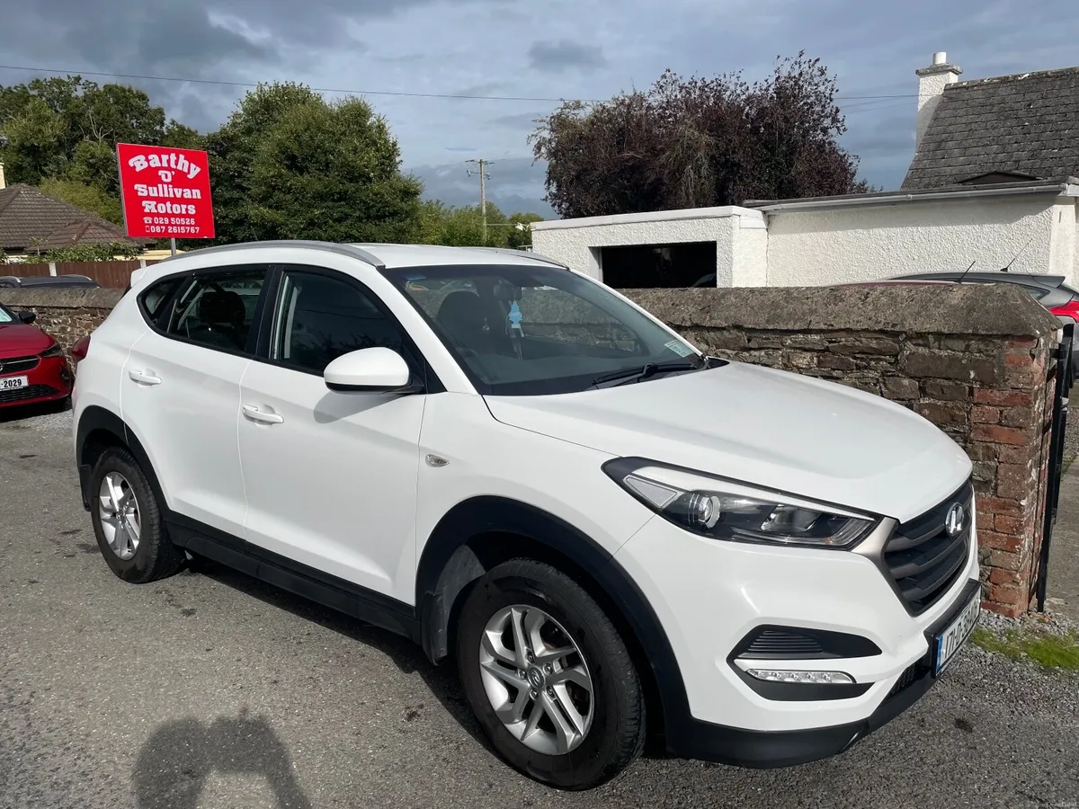 Hyundai Tucson Comfort Petrol 2017 - Image 1