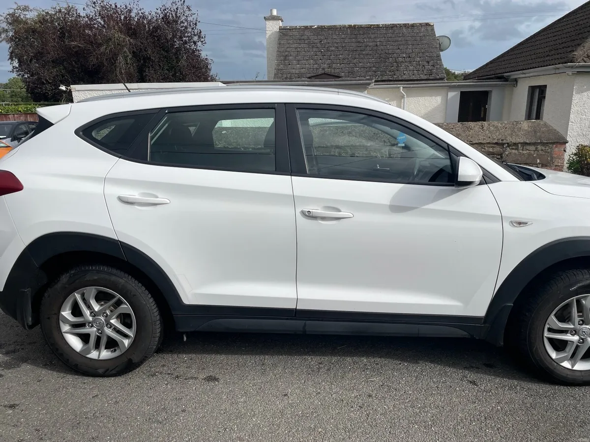 Hyundai Tucson Comfort Petrol 2017 - Image 3
