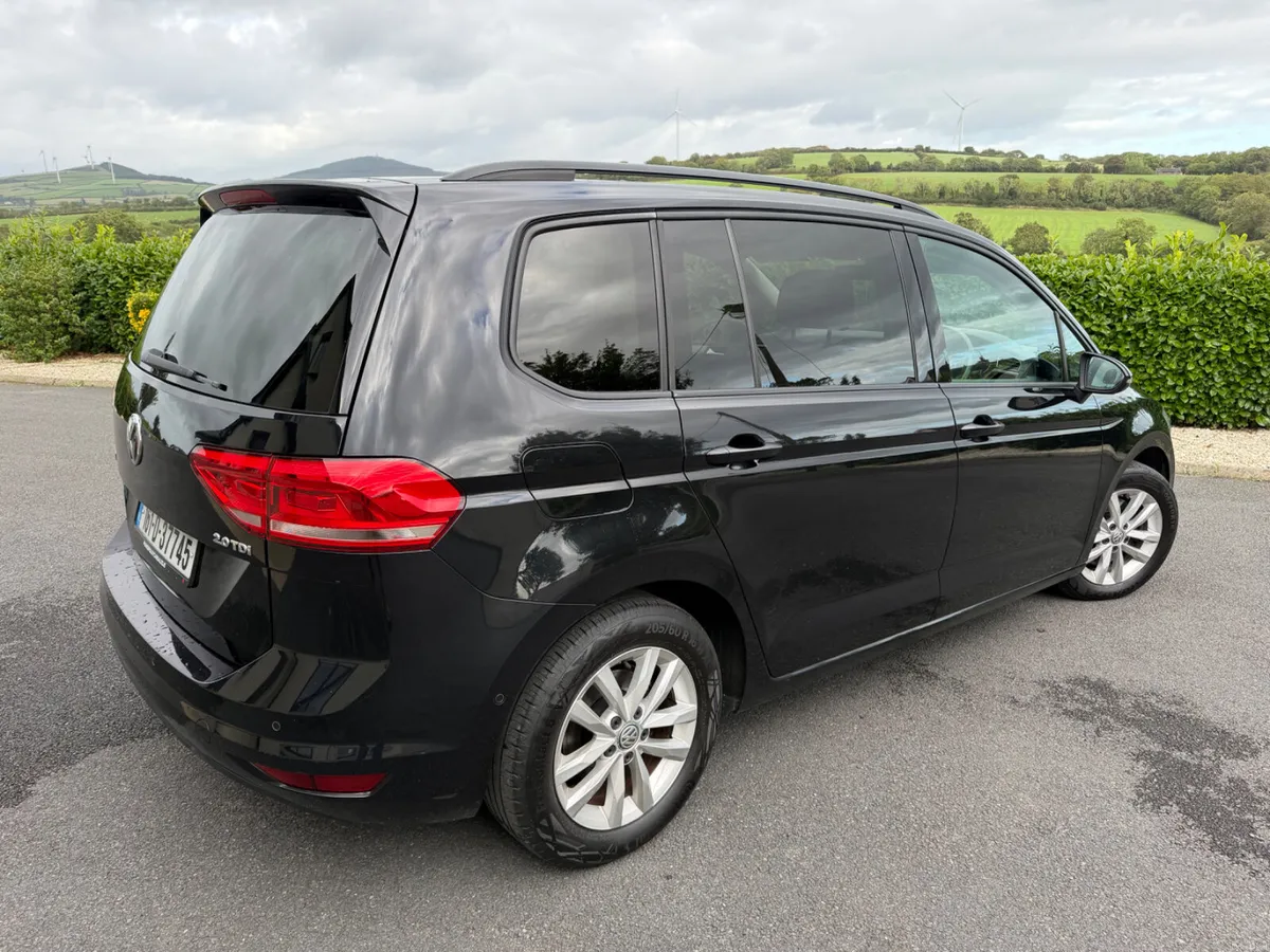 2016 (161) VW Touran 2.0 Diesel 150hp 7 Seater - Image 4
