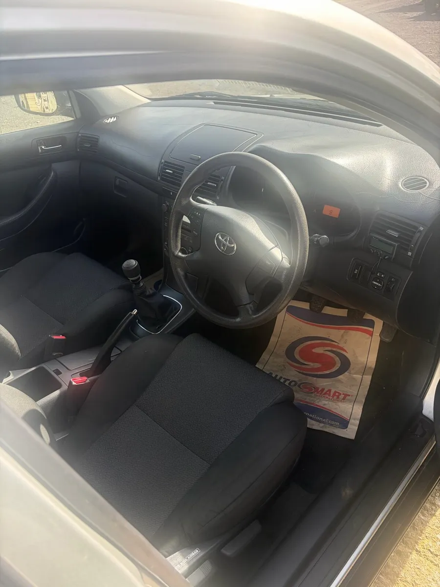 Toyota avensis - Image 3
