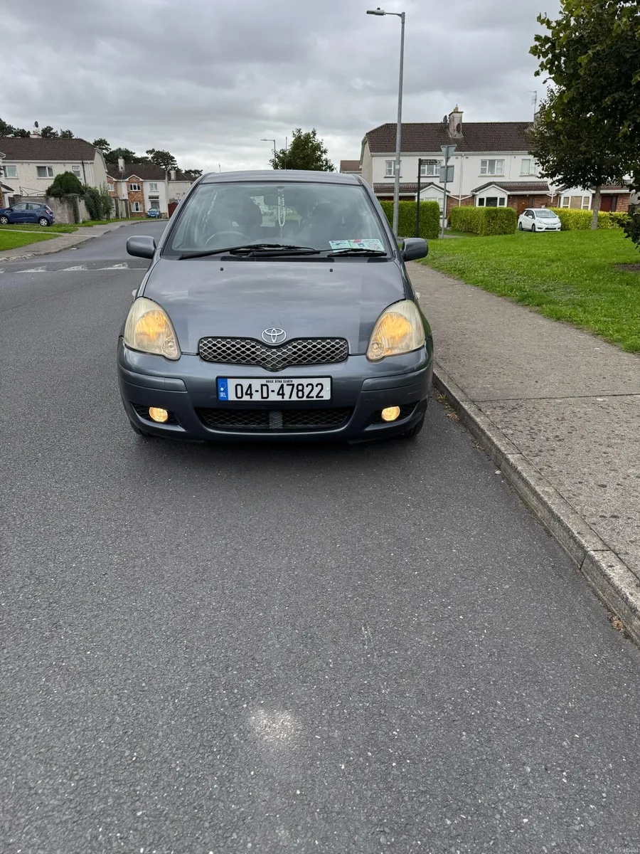 Toyota yaris - Image 3