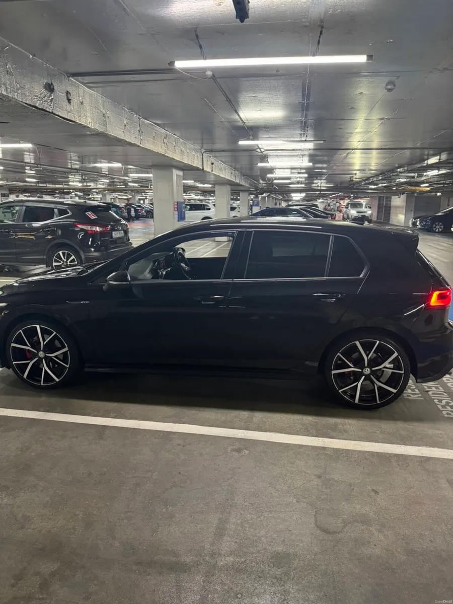 Volkswagen Golf GTD - Image 6