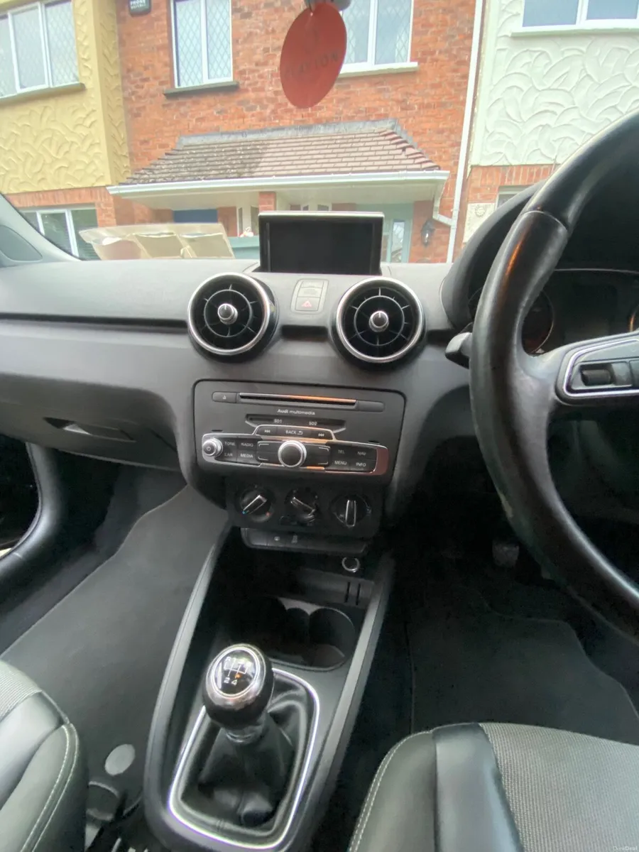 Audi A1 TFSI Sportback - Image 4