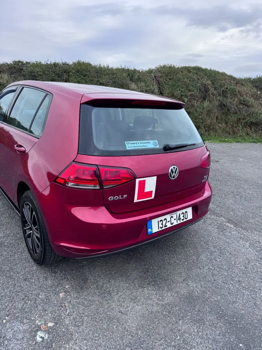 Volkswagen Golf 2013 - Image 2