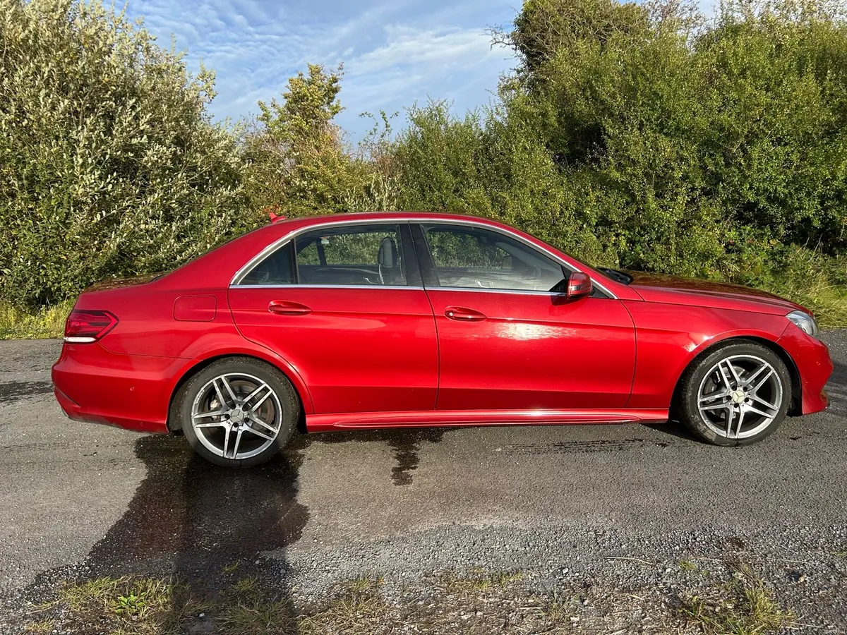 Mercedes E220 AMG - Image 2