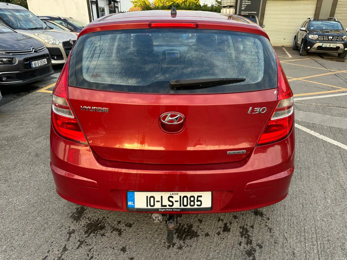 Hyundai i30 2010 1.6 CRDi 90bhp Deluxe - Image 4