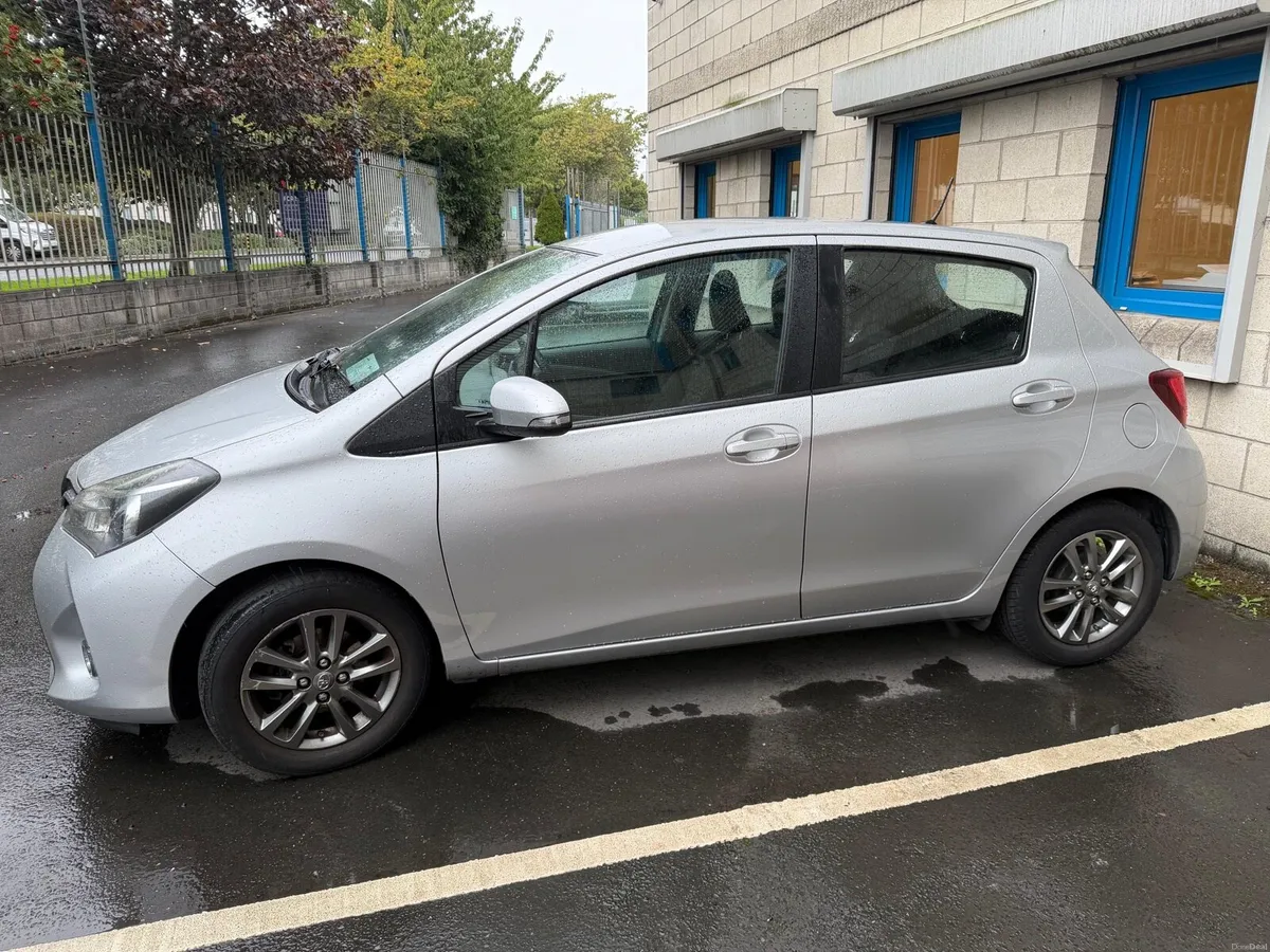 Toyota Yaris 1.0 Luna 5dr 2016(2) - Low Mileage - Image 1