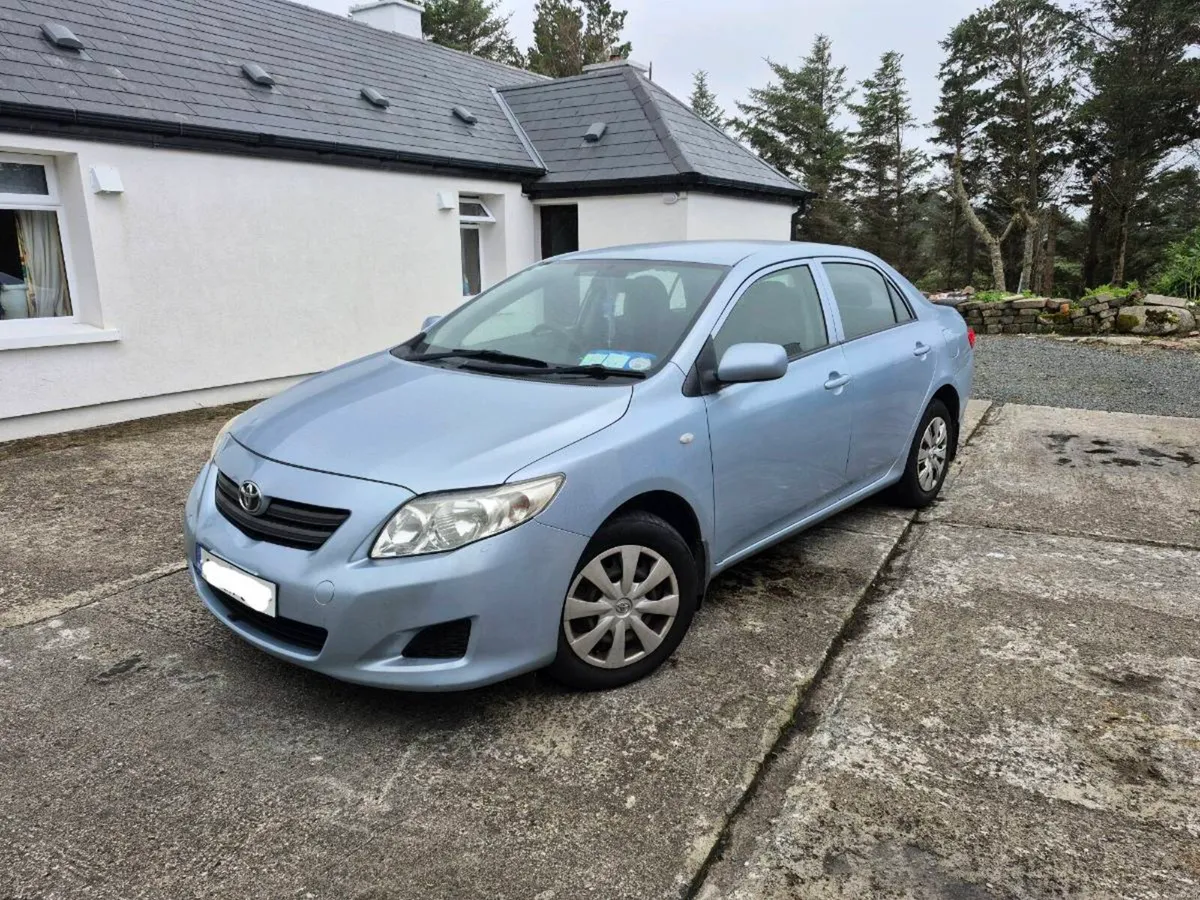 Toyota Corolla 2009 - Image 1