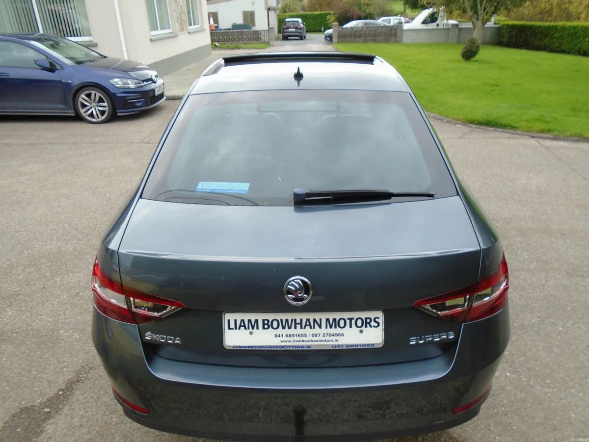 Skoda Superb 2017,2lt150-bhp auto,sunroof.leather - Image 5