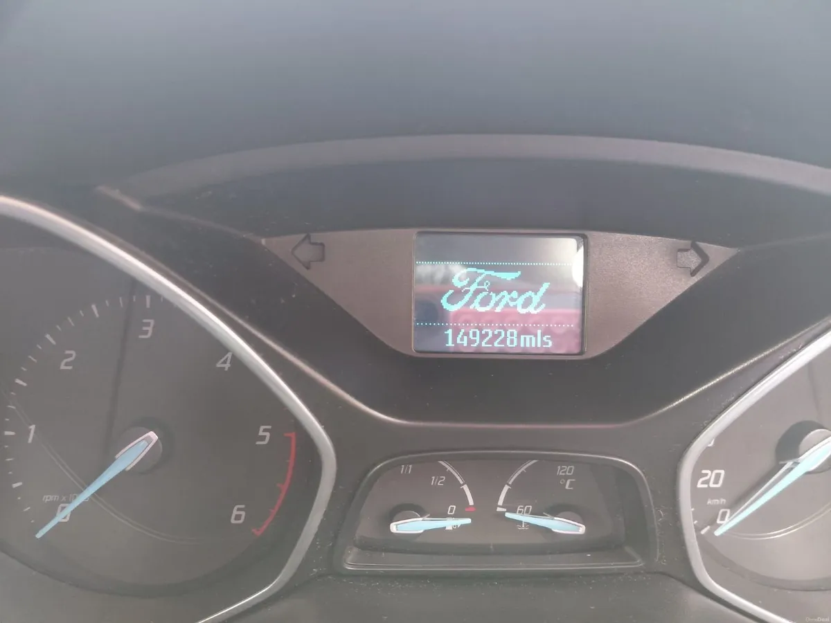 Ford Focus 2012 - Image 3