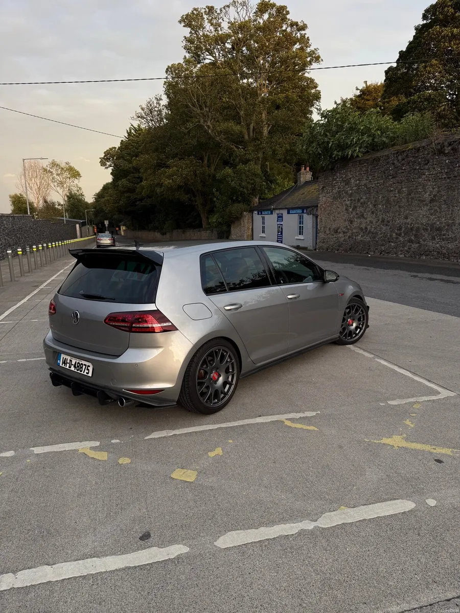 Volkswagen Golf Gti DSG - Image 2