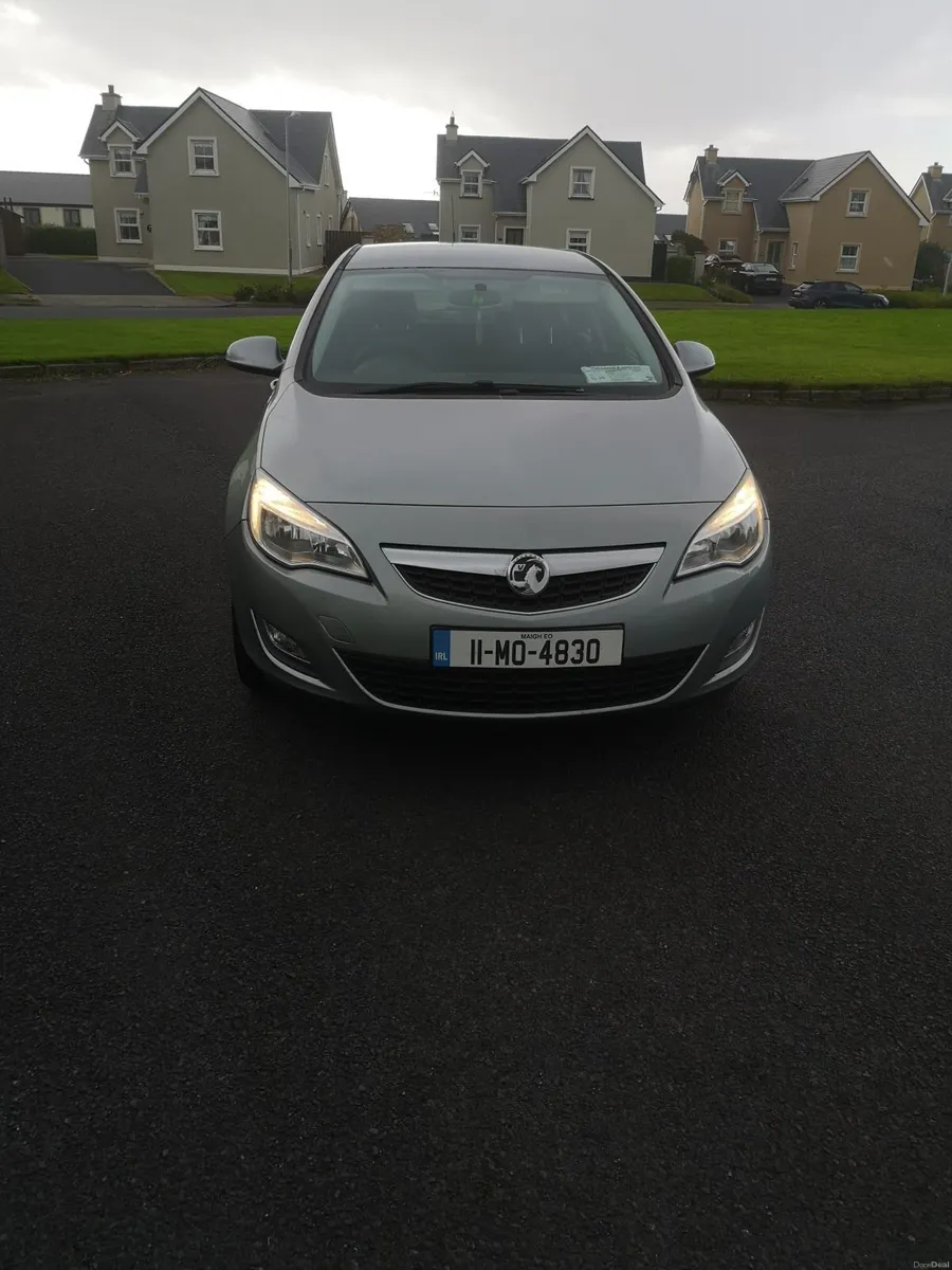 Vauxhall Astra 2011 - Image 4