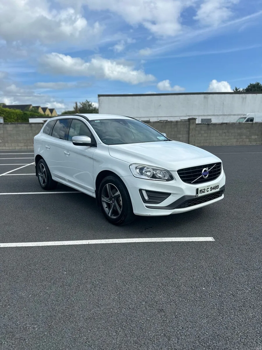 VOLVO XC60 D4 R:DESIGN - Image 4